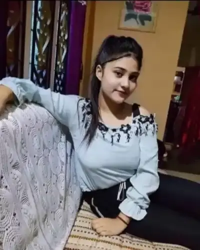 Call Girls Service in Yusmarg